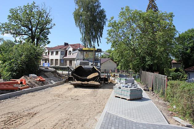 Na Pułaskiego trwa budowa nowej drogi