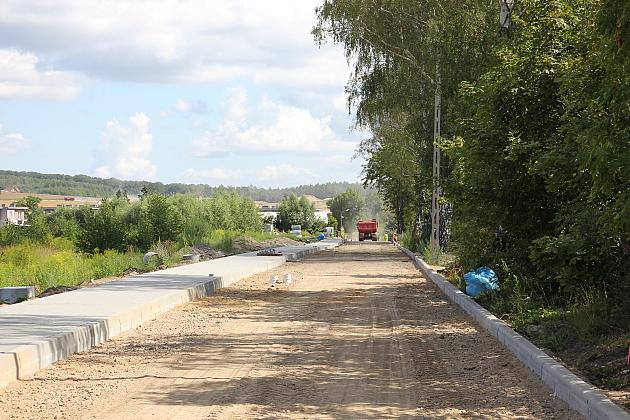 Na Pułaskiego trwa budowa nowej drogi