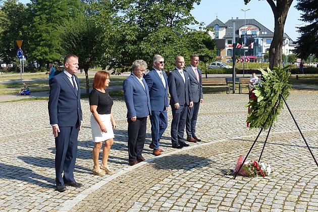 Kwiaty w Święto Wojska Polskiego