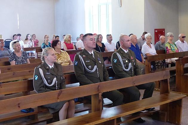 Kwiaty w Święto Wojska Polskiego