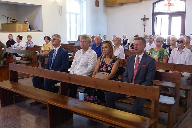 Kwiaty w Święto Wojska Polskiego