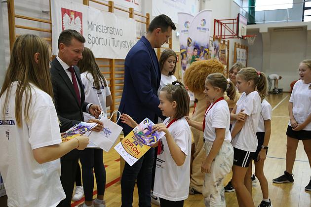 Wielka Lekcja WF z siatkówką