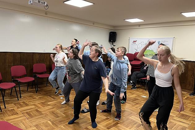 Kąpiel leśna czyli ciekawy projekt w SP nr 1