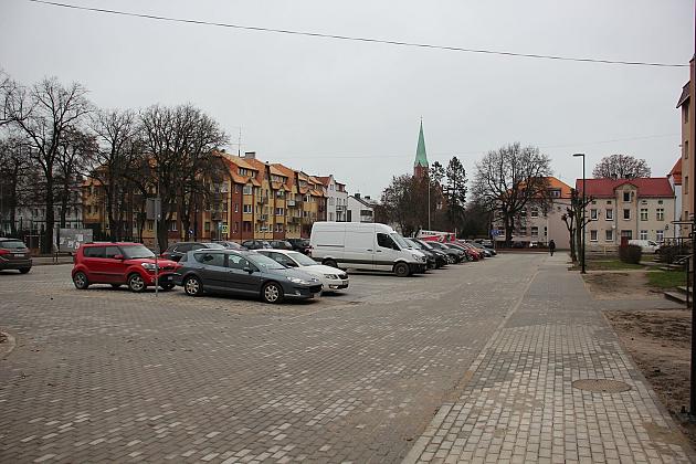 Nowy parking przy ul. Konopnickiej i Alei Wolności gotowy