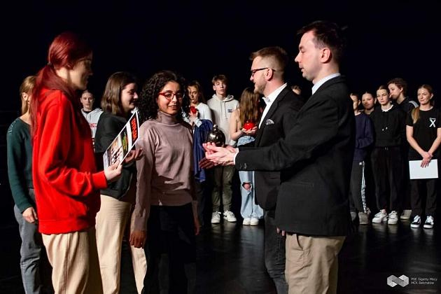 Teatr Tańca – „Jeszcze 5 Minut” wygrywa festiwal w Bełchatowie