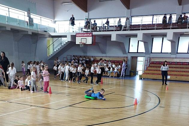 Przedszkolny piknik na sportowo w SP7