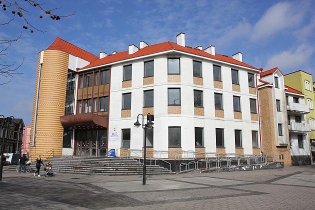 Modernizacja budynku po banku na miejską bibliotekę