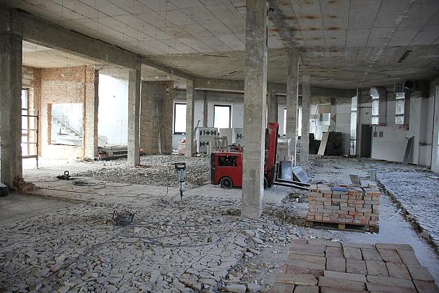 Modernizacja budynku po banku na miejską bibliotekę