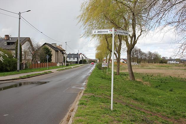 Droga pieszo-rowerowa połączy ulicę Czołgistów z Komuny Paryskiej