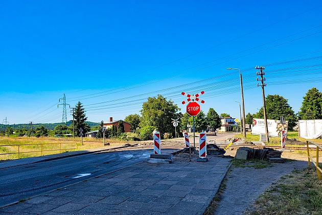 Wystartowała budowa przejścia przez przejazd kolejowy Mireckiego/Topolowa