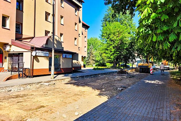 Przebudowa ulicy Sienkiewicza. Powstaną miejsca postojowe, oświetlenie, ławki i zieleń