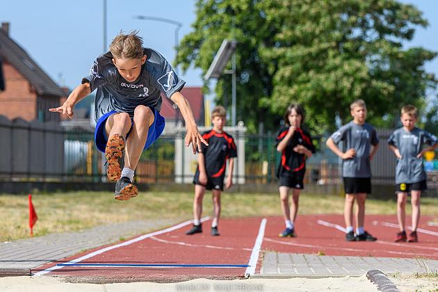 I Wiosenny Mityng Lekkoatletyczny „Sport - zdrowy nałóg, czysta e-energia”