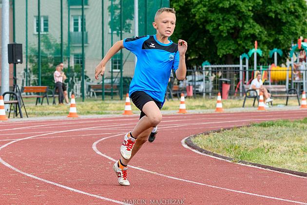 I Wiosenny Mityng Lekkoatletyczny „Sport - zdrowy nałóg, czysta e-energia”