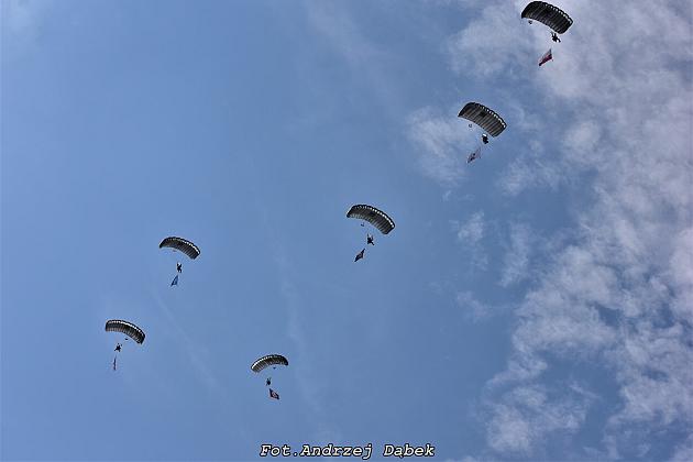 40-ta rocznica nadania imienia generała Stanisława Sosabowskiego 7 Harcerskiej Drużynie Czerwonych Beretów z Lęborka