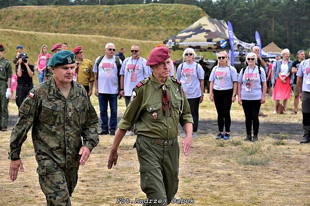 40-ta rocznica nadania imienia generała Stanisława Sosabowskiego 7 Harcerskiej Drużynie Czerwonych Beretów z Lęborka