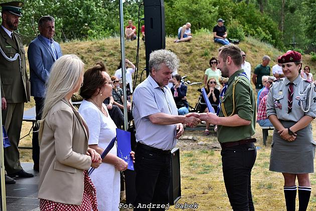40-ta rocznica nadania imienia generała Stanisława Sosabowskiego 7 Harcerskiej Drużynie Czerwonych Beretów z Lęborka