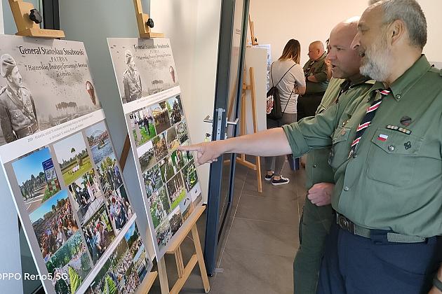 40-ta rocznica nadania imienia generała Stanisława Sosabowskiego 7 Harcerskiej Drużynie Czerwonych Beretów z Lęborka