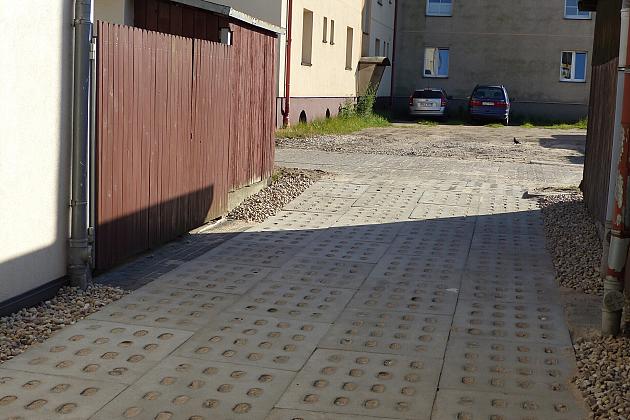 Uliczki na Targowej bis utwardzone