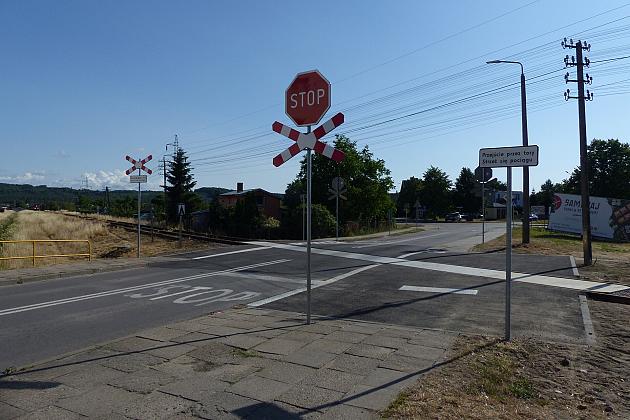 Przebudowa przejścia przez przejazd kolejowy Mireckiego/Topolowa