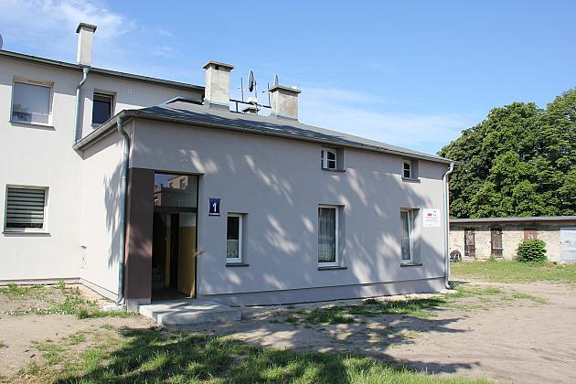 Budynki przy ul. Sienkiewicza wyremontowane. Trwa rewitalizacja otoczenia Parku Kaczyńskich