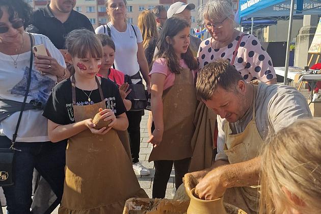 Ceramiczny Lębork – piknik rodzinny na Placu Pokoju