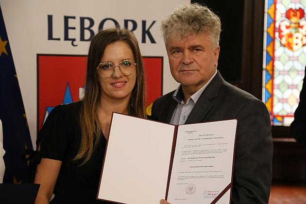 Oświatowa uroczystość w ratuszu