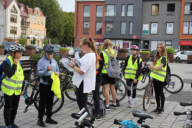 Rajd pieszo-rowerowy wyruszył z placu Pokoju
