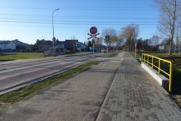 Szybko i bezpiecznie. Nowa droga rowerowa przy ul. Komuny Paryskiej