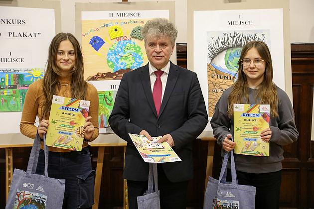 Konkurs plastyczny pn. „Eko plakat” rozstrzygnięty