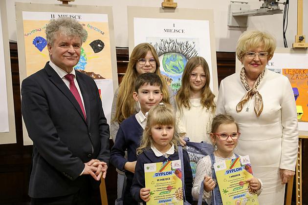 Konkurs plastyczny pn. „Eko plakat” rozstrzygnięty