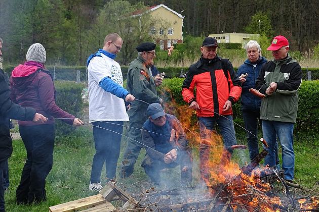 W sobotę czyszczono brzegi rzeki Łeby w ramach ogólnopolskiej inicjatywy 'Operacja Czysta Rzeka'