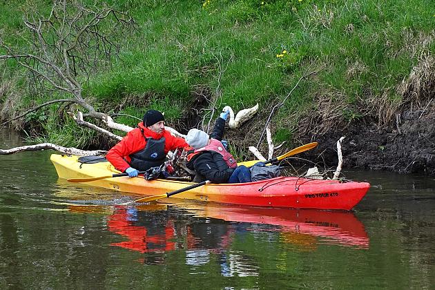 W sobotę czyszczono brzegi rzeki Łeby w ramach ogólnopolskiej inicjatywy 'Operacja Czysta Rzeka'