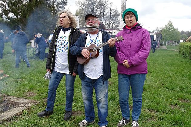 W sobotę czyszczono brzegi rzeki Łeby w ramach ogólnopolskiej inicjatywy 'Operacja Czysta Rzeka'