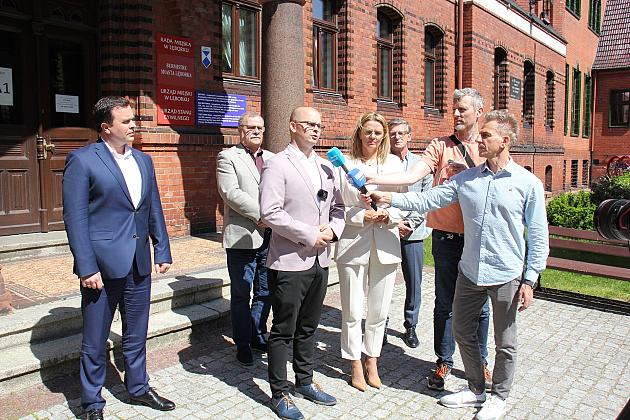 Lębork i Łeba chcą łączyć siły! Spotkanie burmistrzów i nowe otwarcie we współpracy