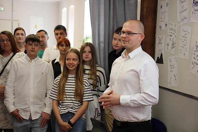 „Pociąg Marzeń” otwarty. Szkoła Podstawowa nr 3 ma nową salę