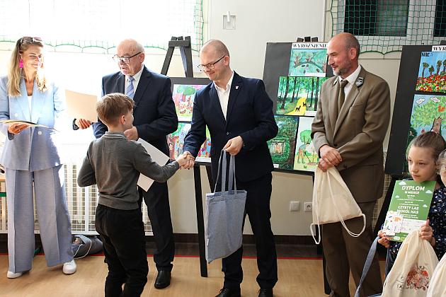 Konkurs plastyczny „Czysty las wokół nas” rozstrzygnięty
