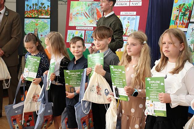 Konkurs plastyczny „Czysty las wokół nas” rozstrzygnięty