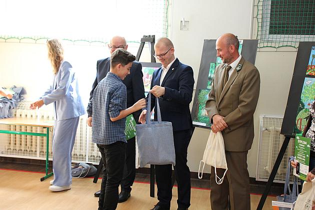 Konkurs plastyczny „Czysty las wokół nas” rozstrzygnięty