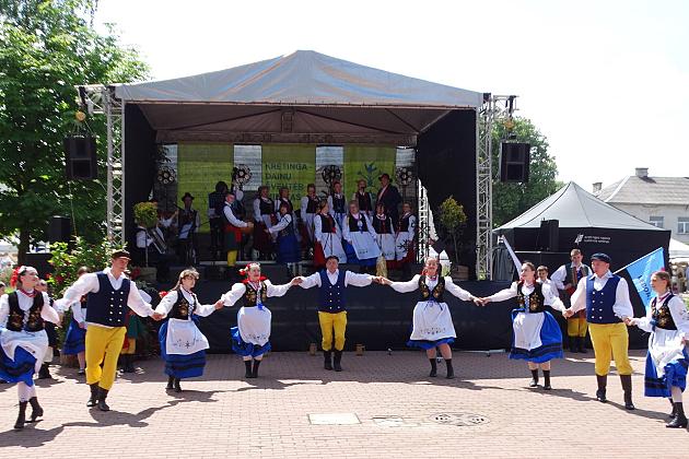 Zespół Pieśni i Tańca Ziemia Lęborska występował w Kretindze na Litwie