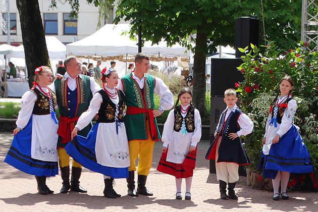 Zespół Pieśni i Tańca Ziemia Lęborska występował w Kretindze na Litwie