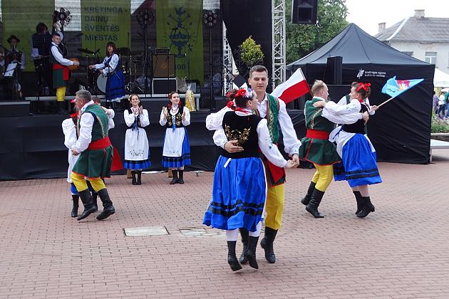 Zespół Pieśni i Tańca Ziemia Lęborska występował w Kretindze na Litwie