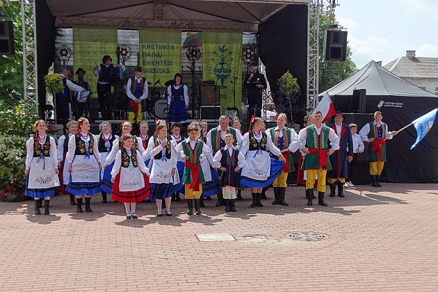 Zespół Pieśni i Tańca Ziemia Lęborska występował w Kretindze na Litwie