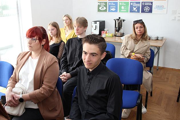 Zyski ze współpracy. Dlaczego samorząd, biznes i NGO powinni działać razem?