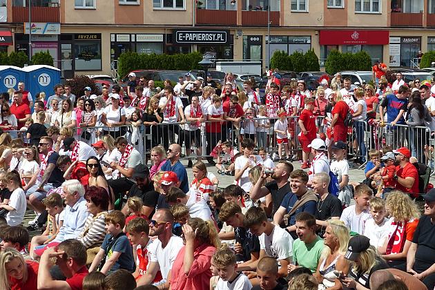 Lębork kibicuje biało-czerwonym. STREFA KIBICA hitem!