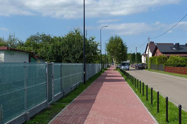 Nowa droga pieszo-rowerowa na ul. Glinianej