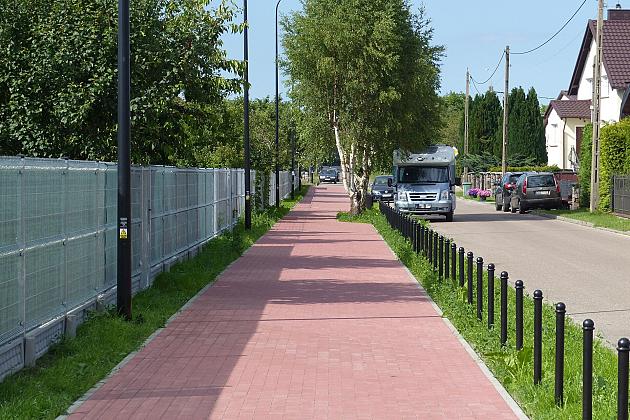 Nowa droga pieszo-rowerowa na ul. Glinianej