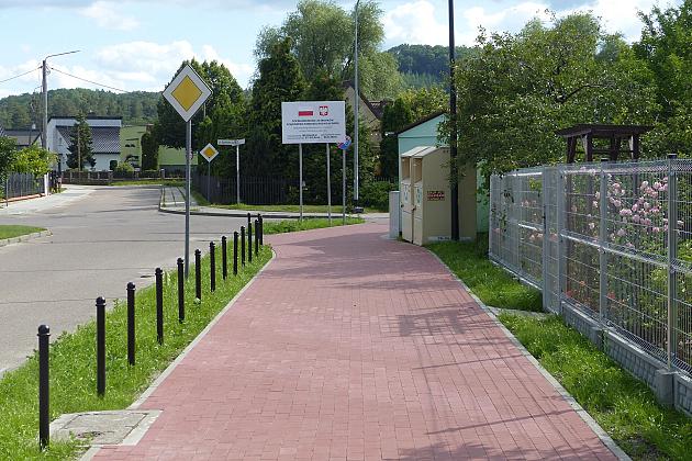 Nowa droga pieszo-rowerowa na ul. Glinianej