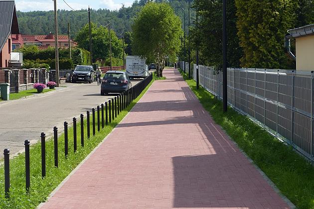 Nowa droga pieszo-rowerowa na ul. Glinianej
