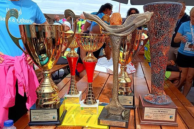 Biegający samorządowcy z Lęborka wygrywają bieg w Jarosławcu