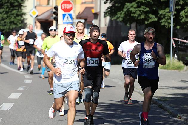 Rywalizowali na lęborskim bruku. 22. Bieg Uliczny św. Jakuba Ap. ukończyło 451 zawodników.